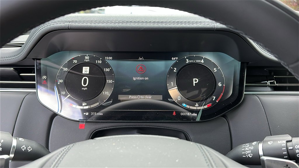 New 2025 Land Rover Range Rover SE image 14