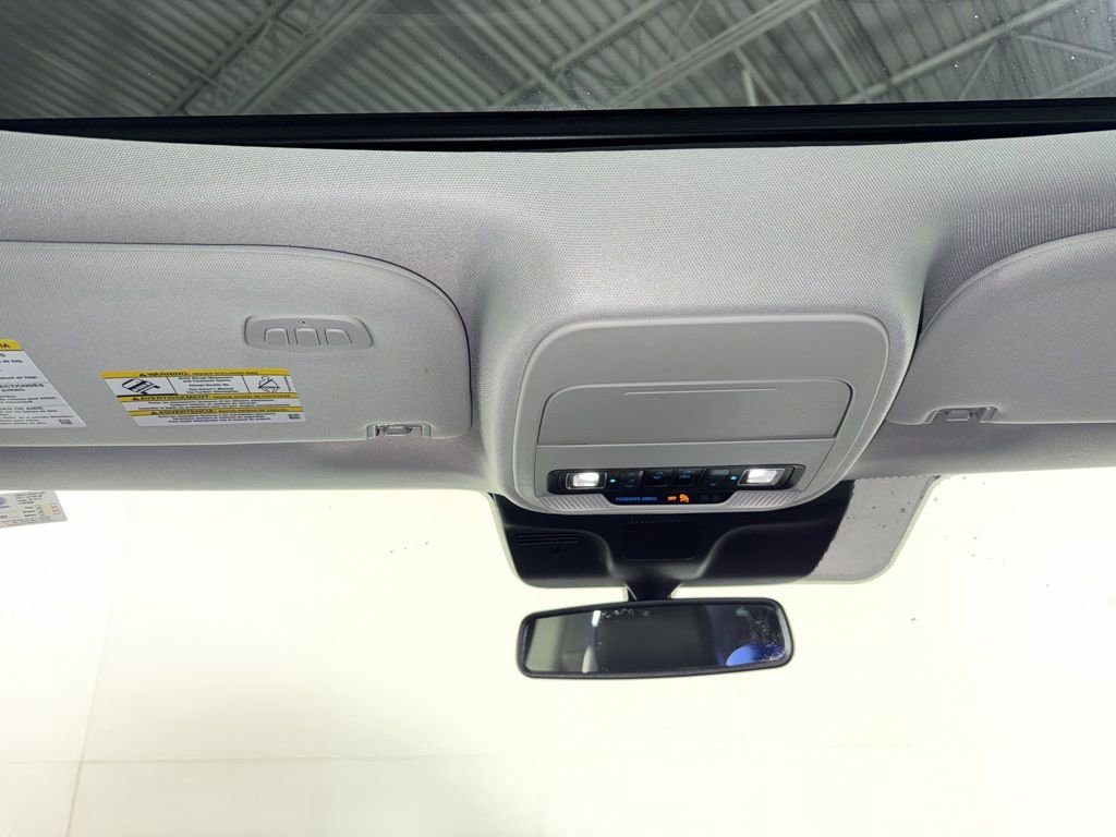 Used 2025 Ford Expedition Active AWD/4WD image 35