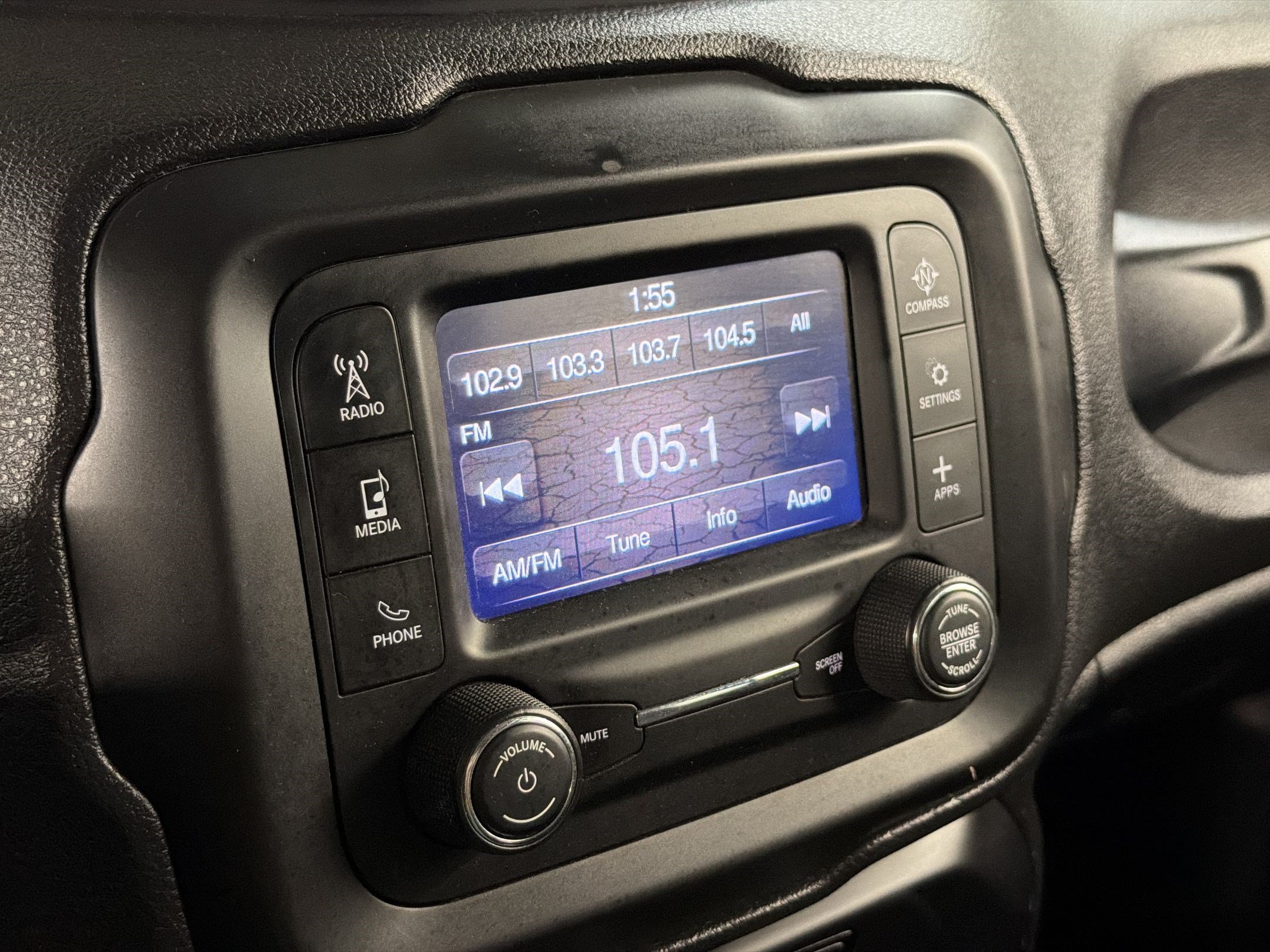 Used 2019 Jeep Renegade Sport FWD image 23