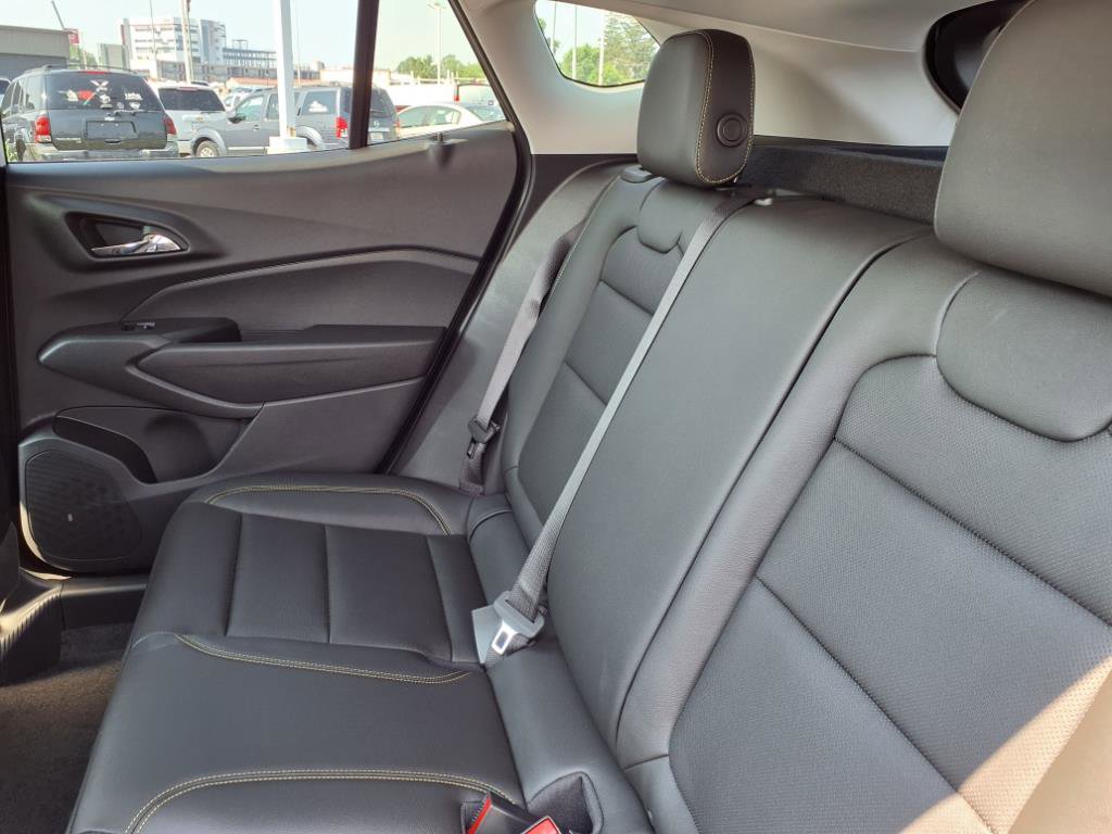 New 2025 Chevrolet Trax ACTIV w/ Driver Confidence Package image 13