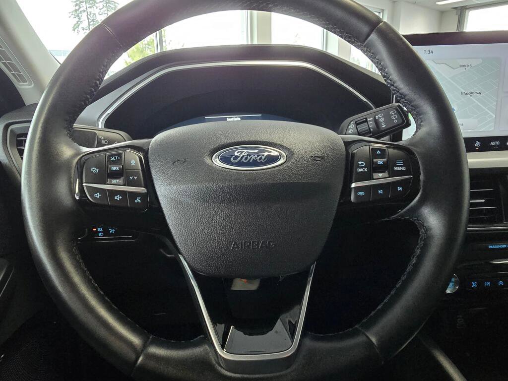 Used 2024 Ford Escape Platinum AWD/4WD image 26