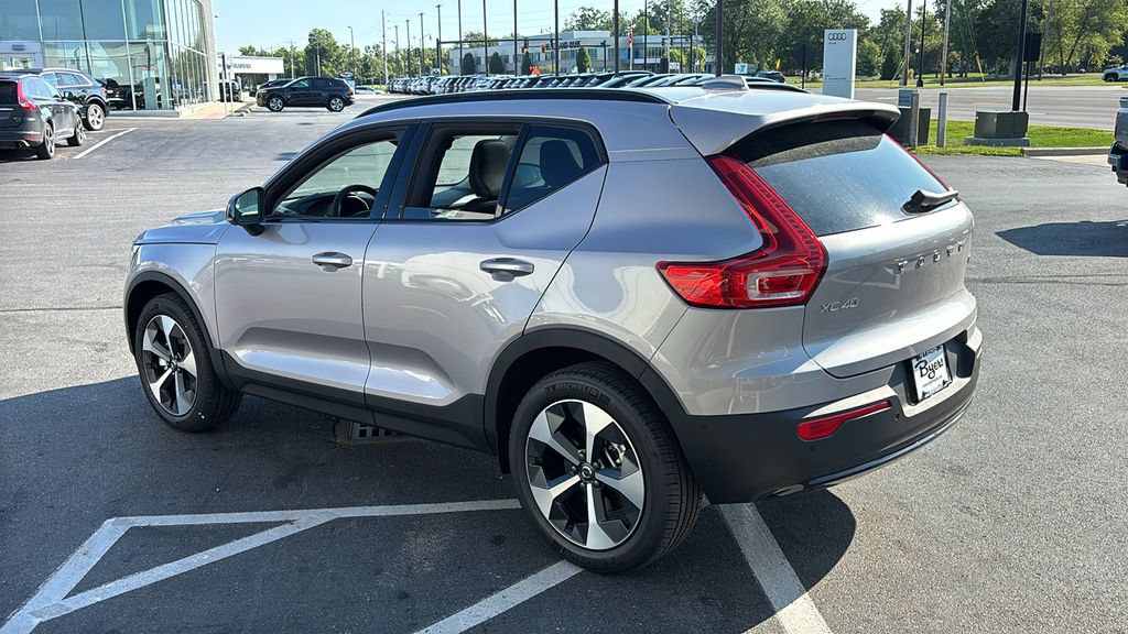 New 2026 Volvo XC40 B5 Plus w/ Protection Package Premier AWD/4WD image 4