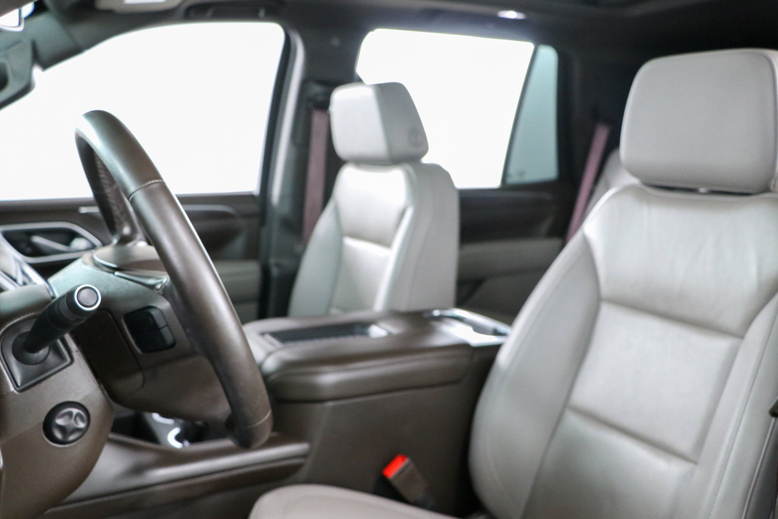 Used 2024 Chevrolet Tahoe LT w/ LT Signature Package RWD image 27