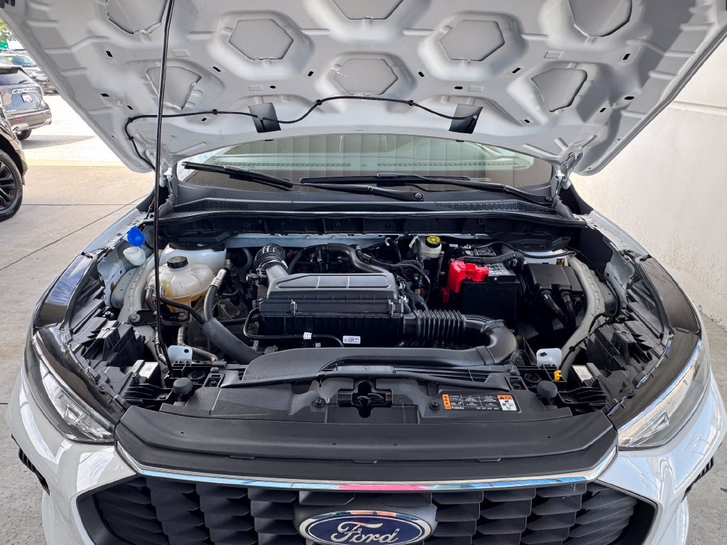 Used 2025 Ford Escape Active FWD image 17