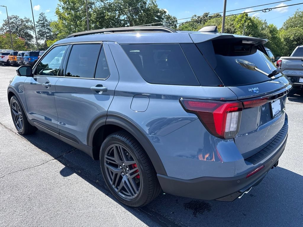 New 2026 Ford Explorer ST AWD/4WD image 3