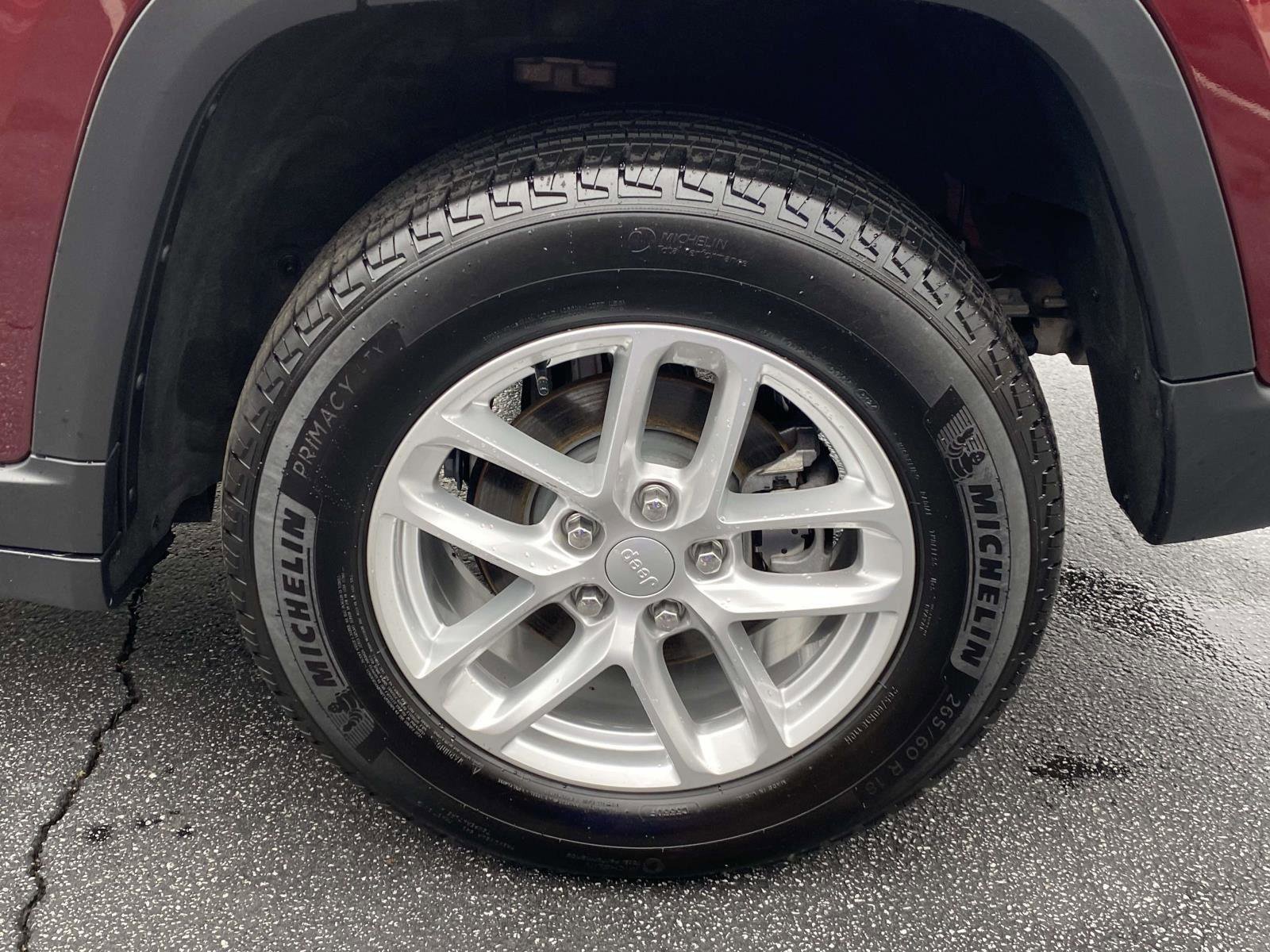 Certified 2024 Jeep Grand Cherokee Laredo X image 22