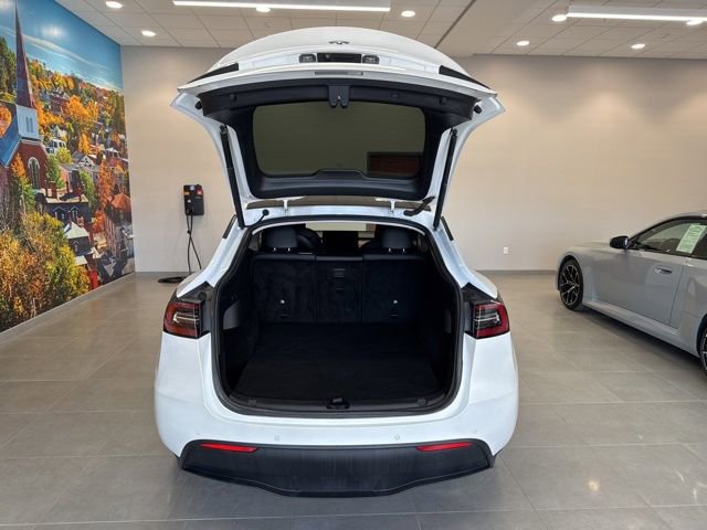 Used 2021 Tesla Model Y Long Range image 39