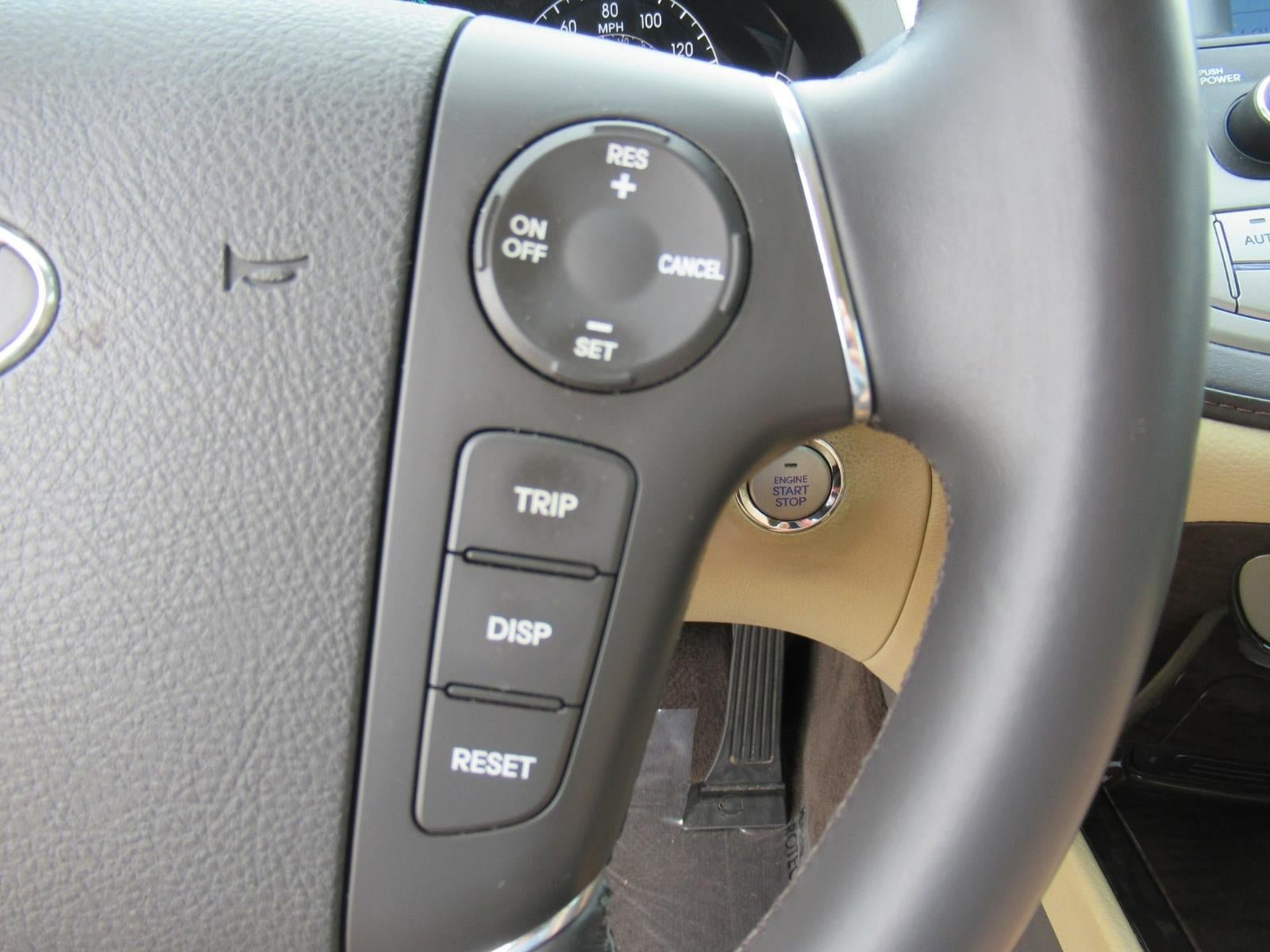 Used 2010 Hyundai Genesis 3.8 w/ Premium Pkg 2 RWD image 24