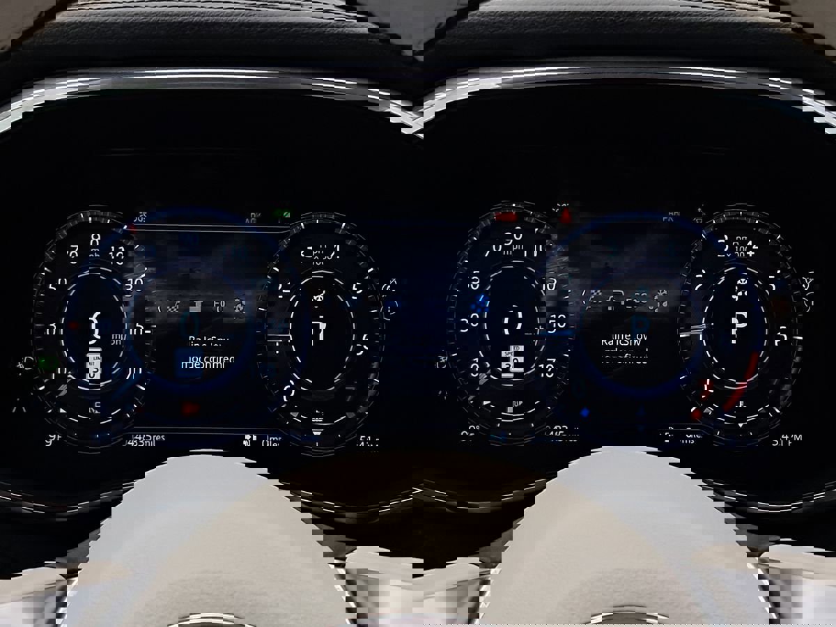 Used 2021 Jaguar F-PACE S image 13