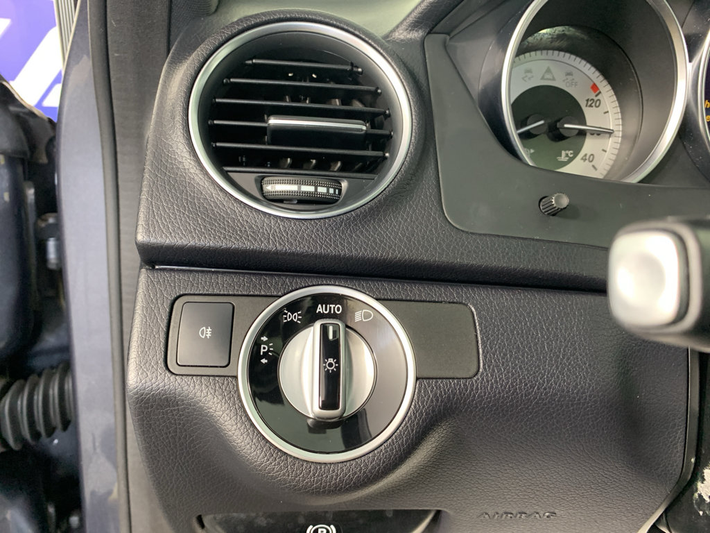 Used 2013 Mercedes-Benz C 250 Coupe image 16