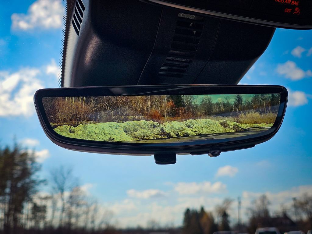 New 2026 GMC Acadia Denali w/ Super Cruise Package image 31