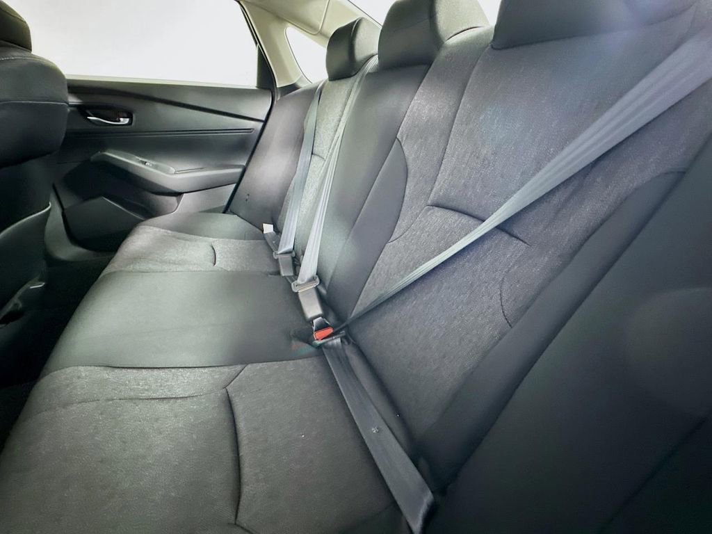 Used 2025 Honda Accord LX image 4
