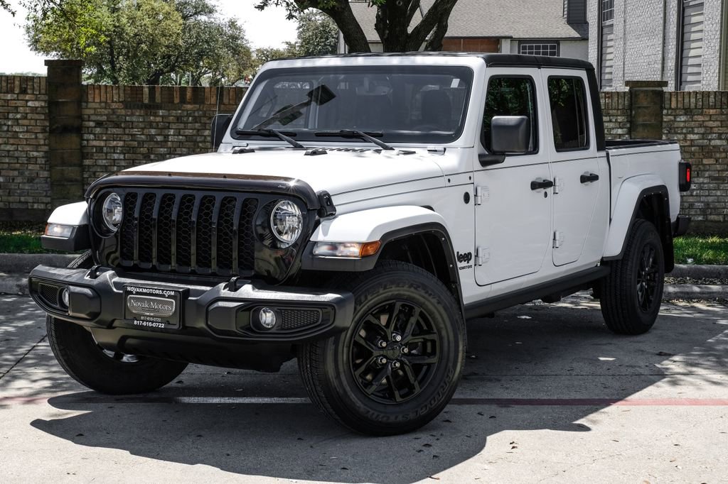 Used 2022 Jeep Gladiator Sport image 11