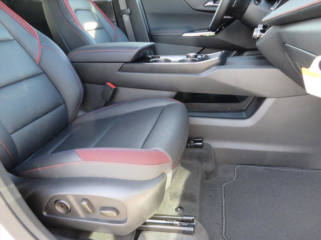 New 2026 Chevrolet Equinox RS w/ Convenience Package III image 11