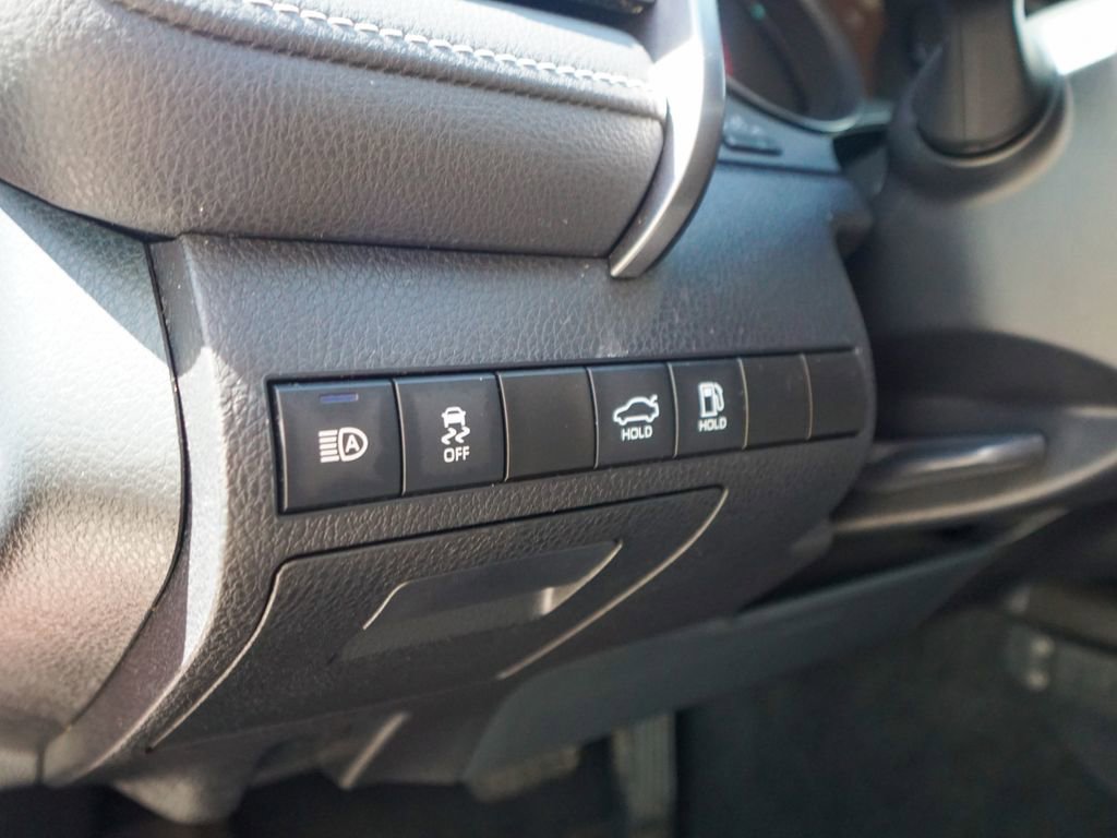 Used 2022 Toyota Camry XSE image 16