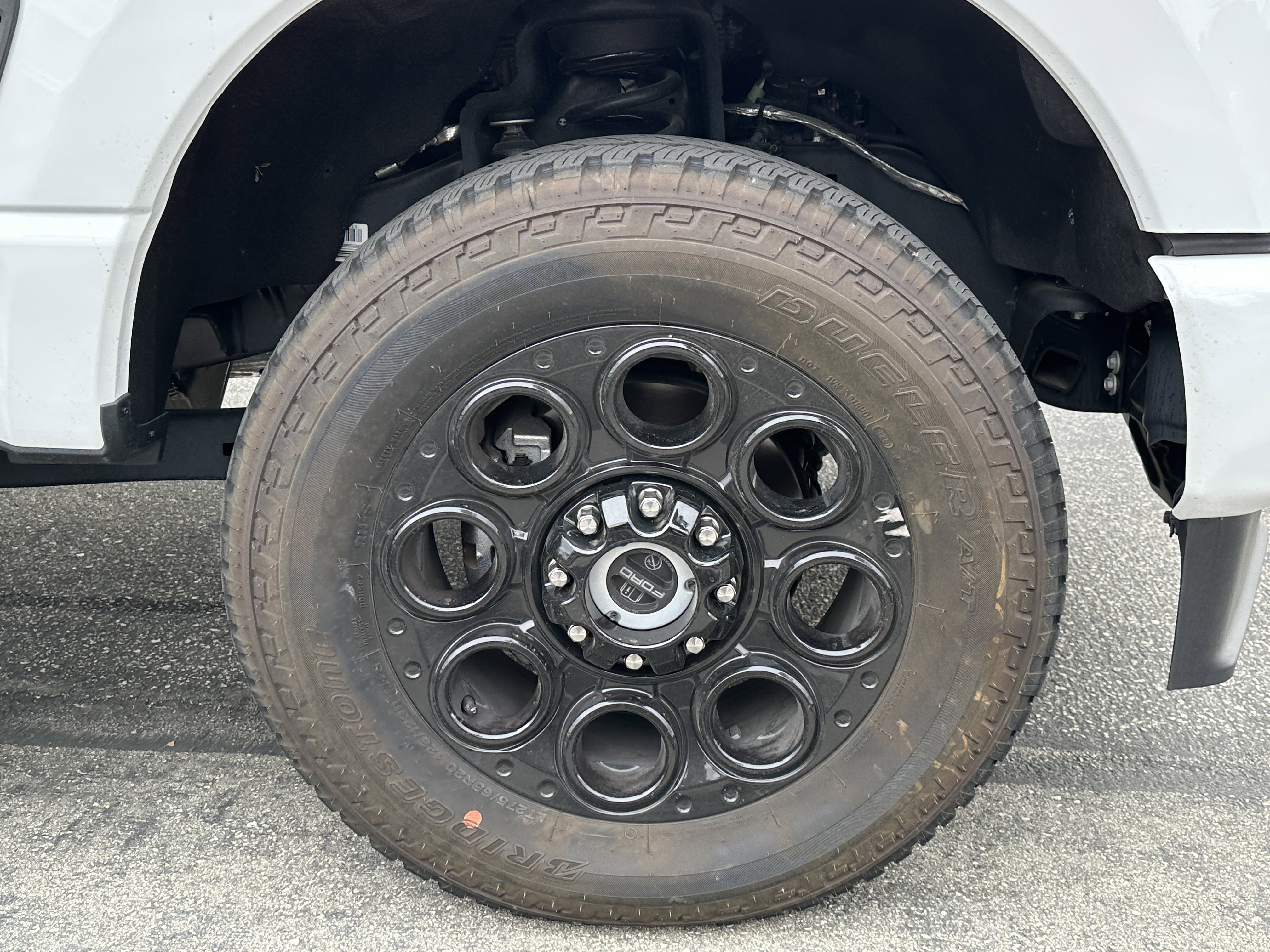 Used 2024 Ford F250 XLT w/ Black Appearance Package image 14