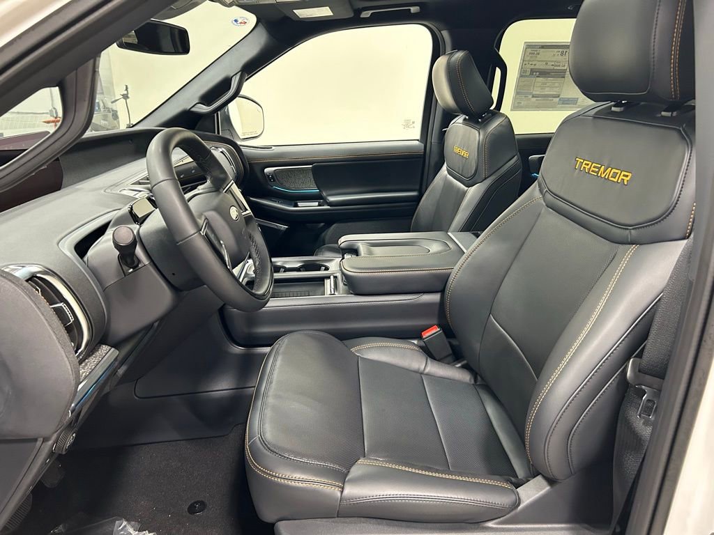 New 2025 Ford Expedition Tremor image 9