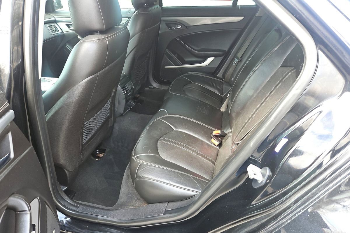 Used 2013 Cadillac CTS Luxury image 10