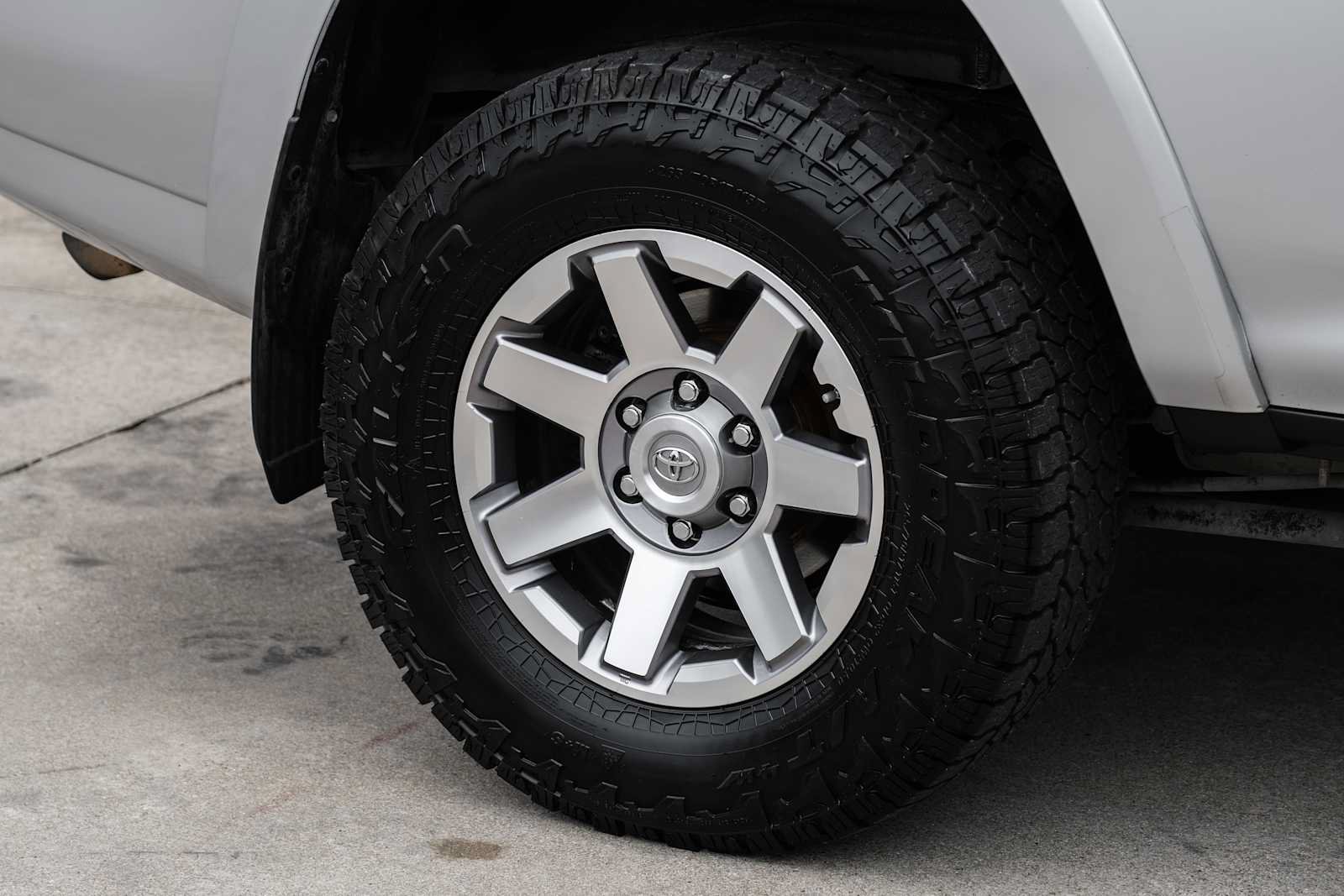 Used 2015 Toyota 4Runner Trail AWD/4WD image 55