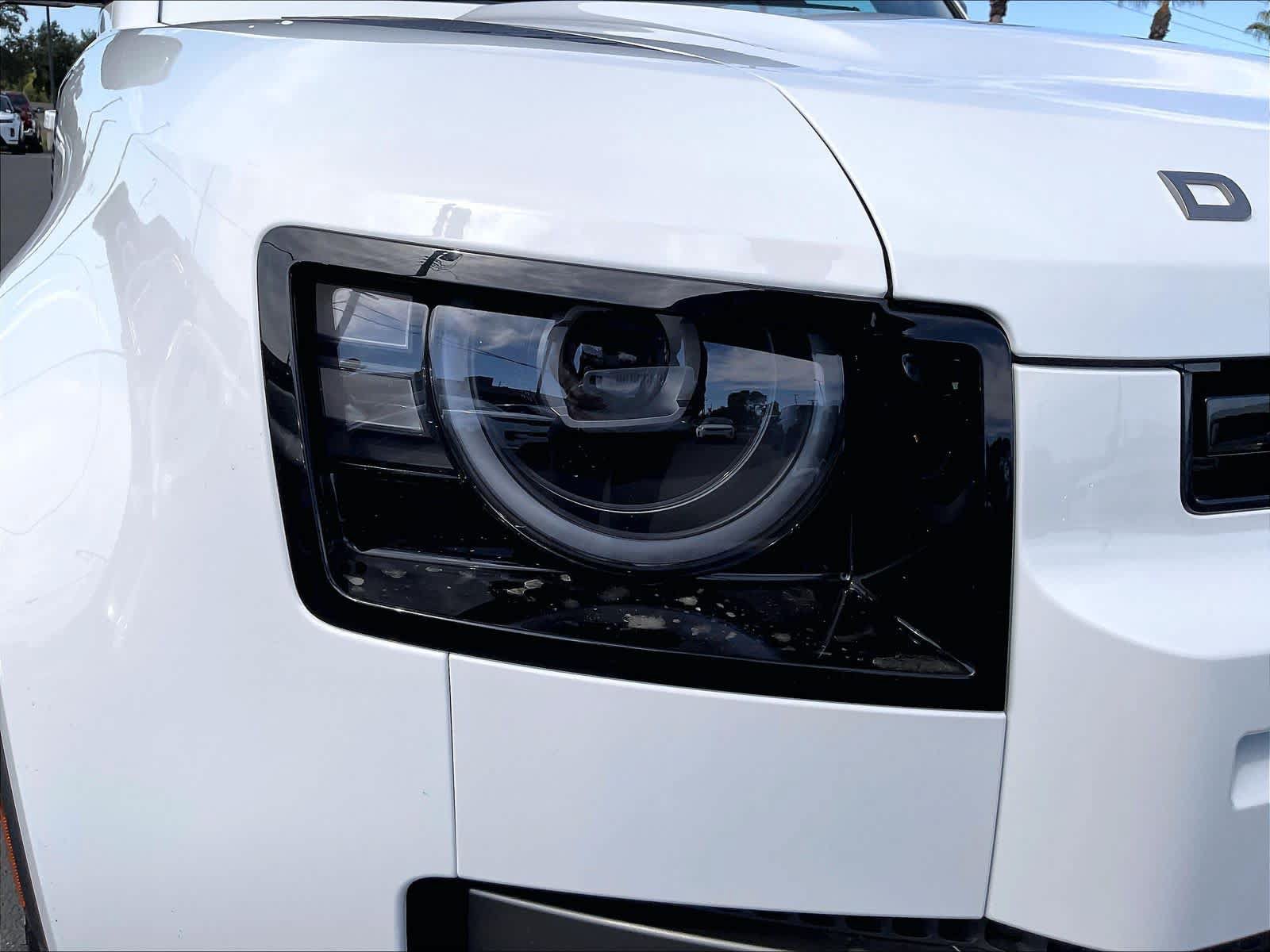 New 2026 Land Rover Defender 110 S AWD/4WD image 33