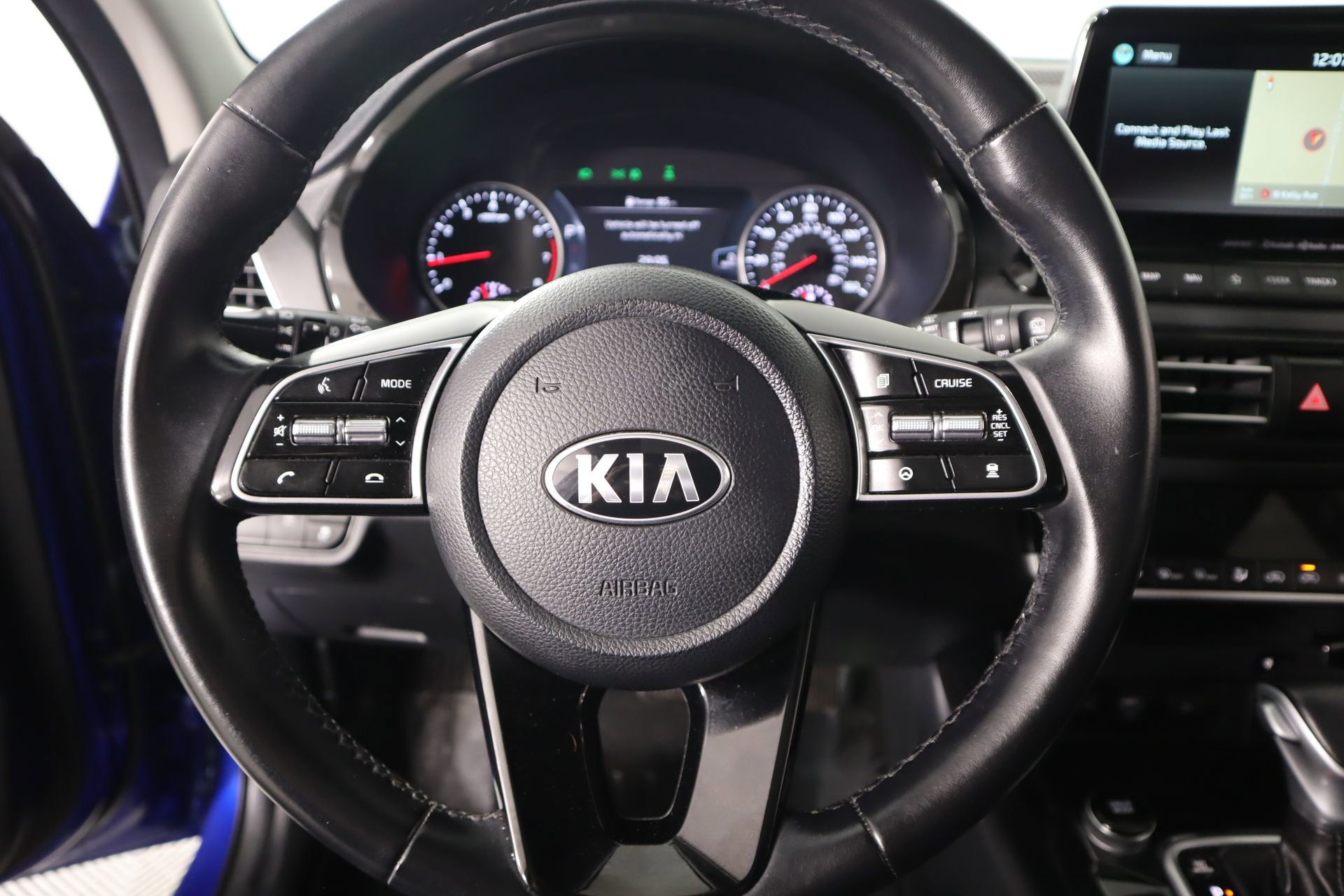 Used 2021 Kia Seltos SX w/ SX Sunroof Package image 3