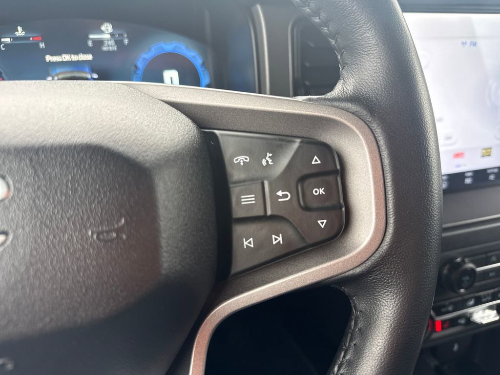 Used 2025 Ford Bronco Big Bend AWD/4WD image 40