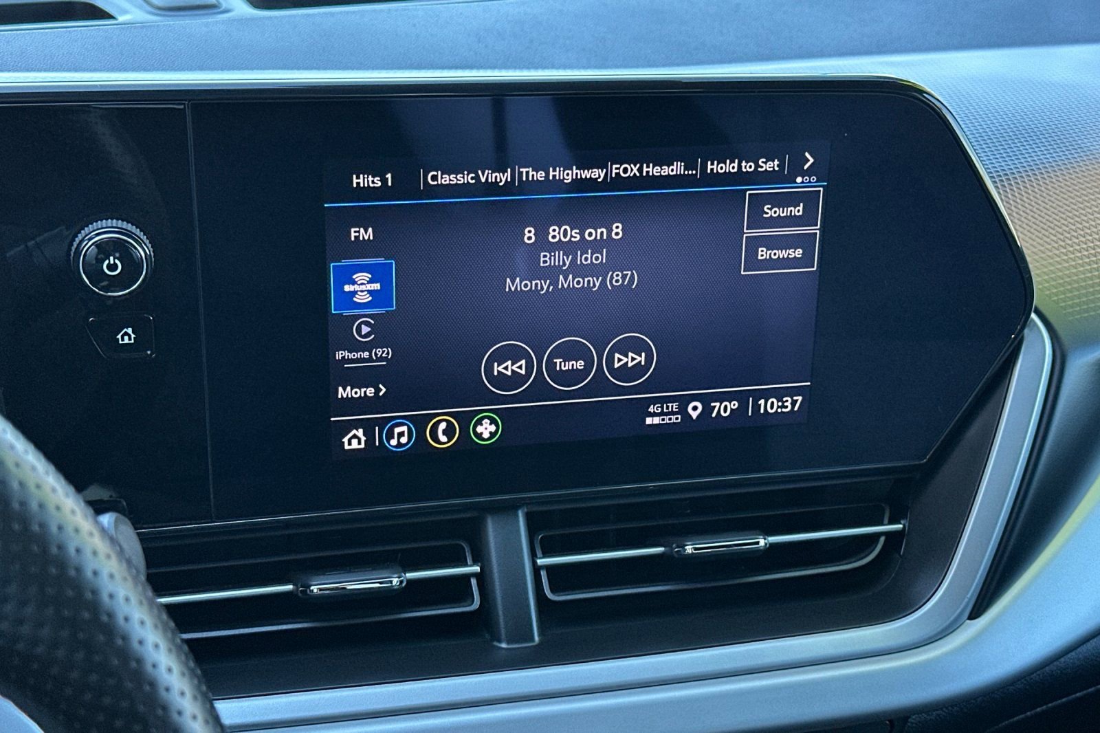 Certified 2024 Chevrolet Trax RS w/ Driver Confidence Package image 24