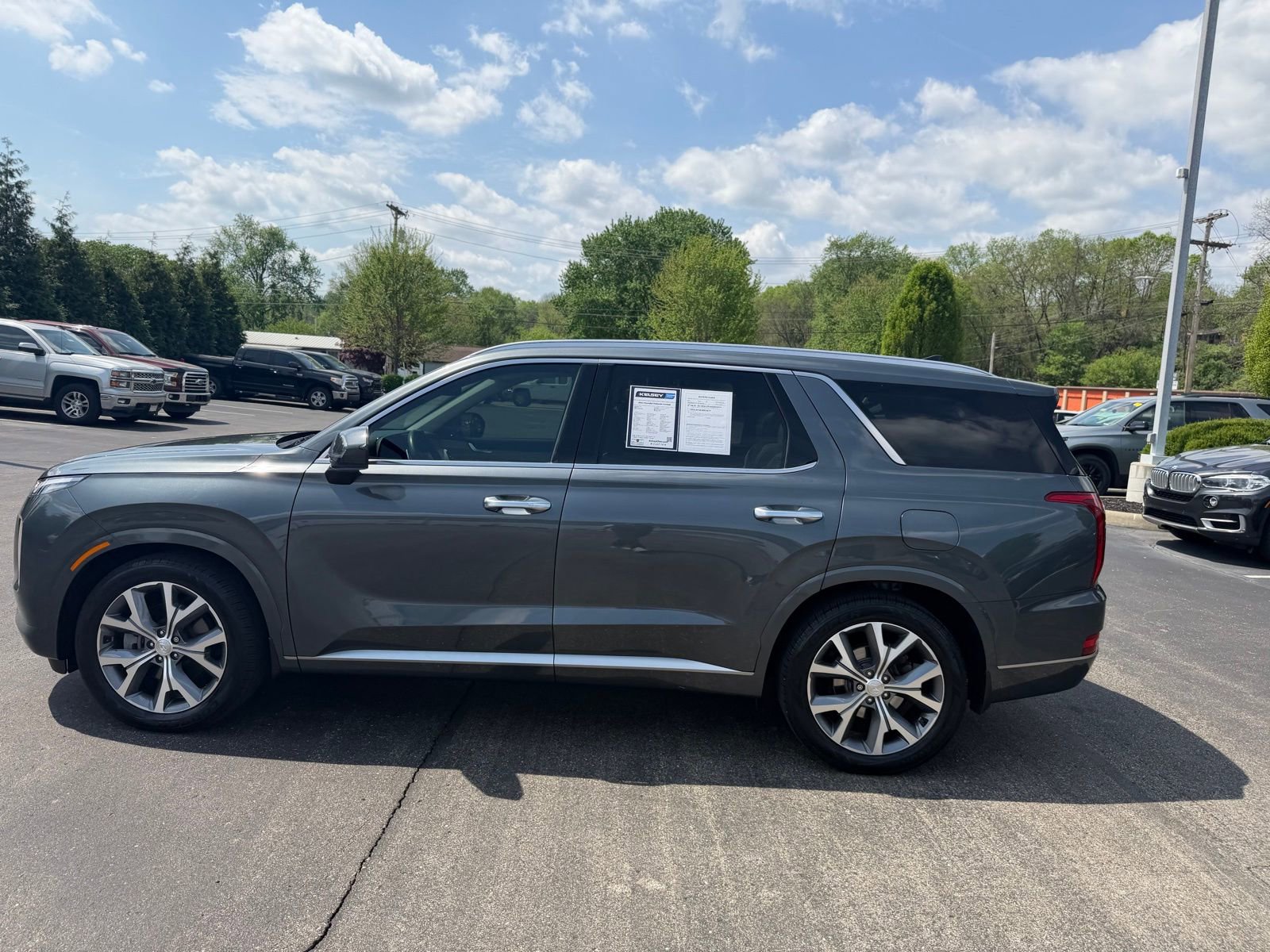 Used 2021 Hyundai Palisade Limited image 2