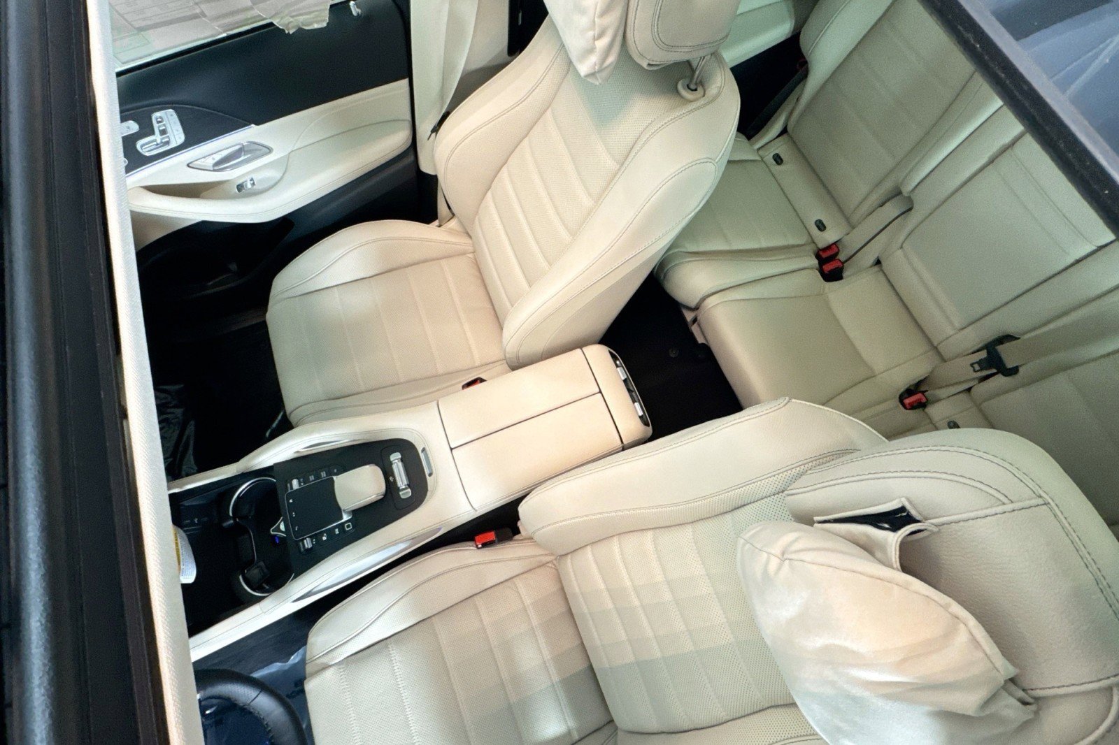 New 2026 Mercedes-Benz GLS 450 4MATIC image 19
