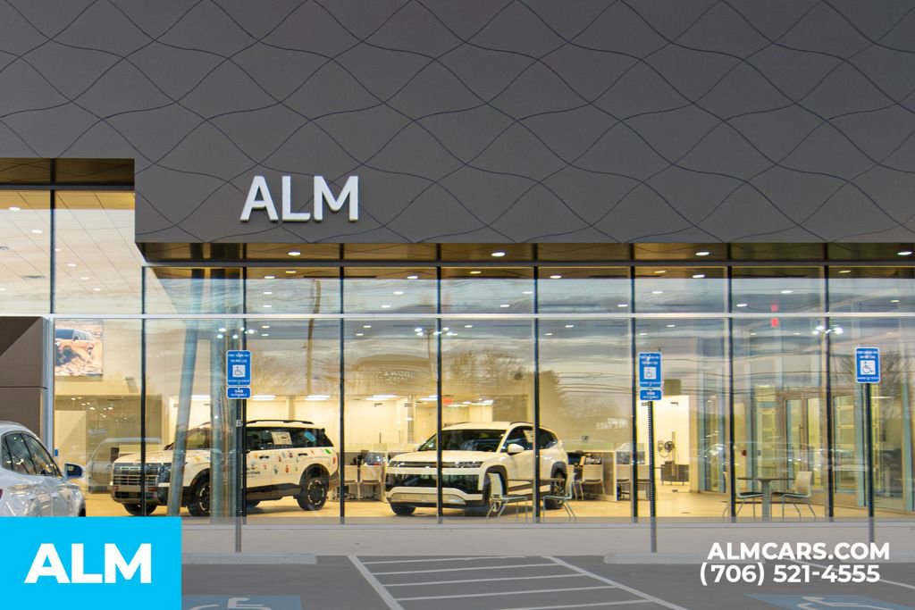 Used 2025 Hyundai Santa Fe SEL image 28