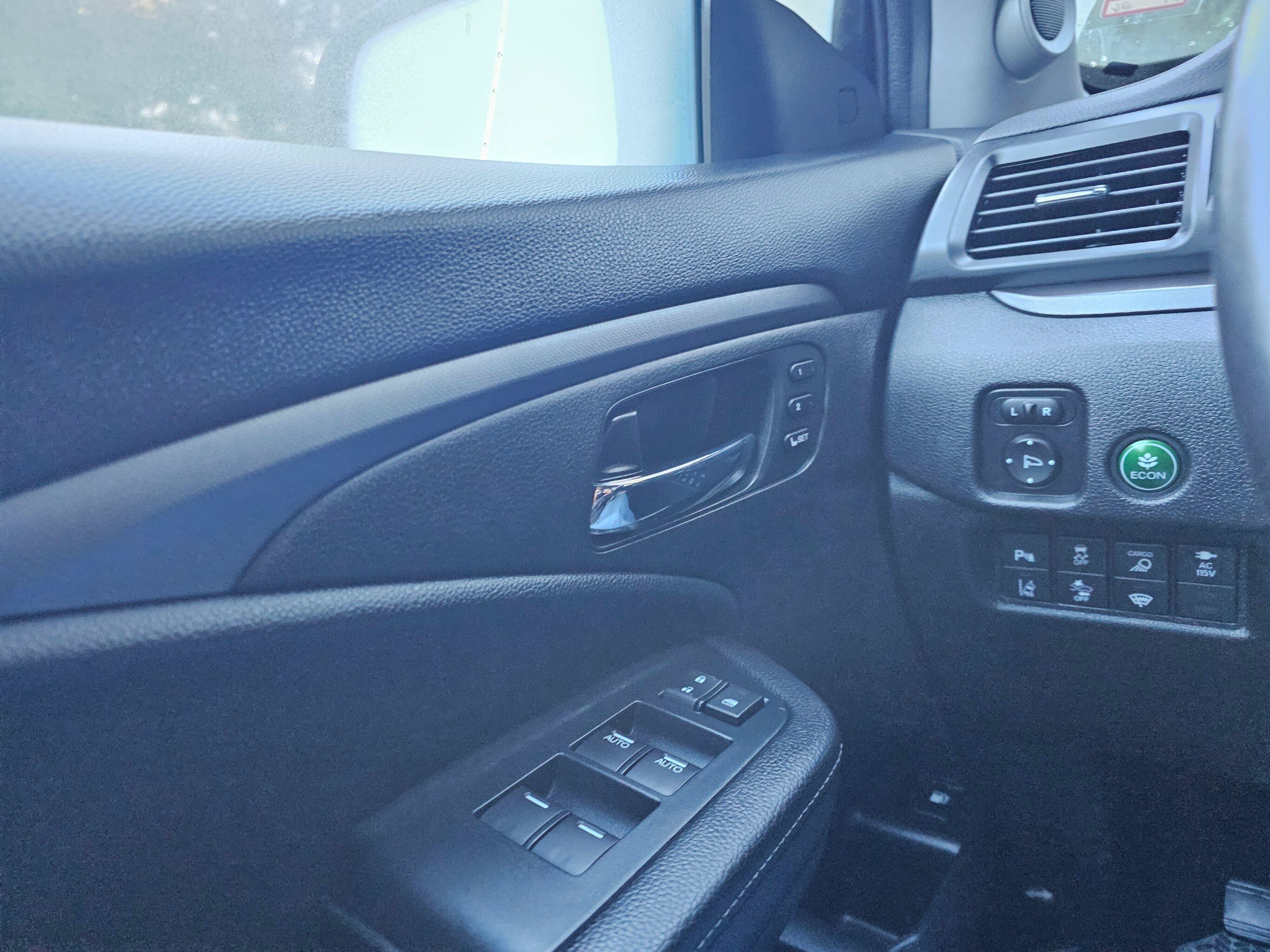 Used 2023 Honda Ridgeline RTL-E image 32