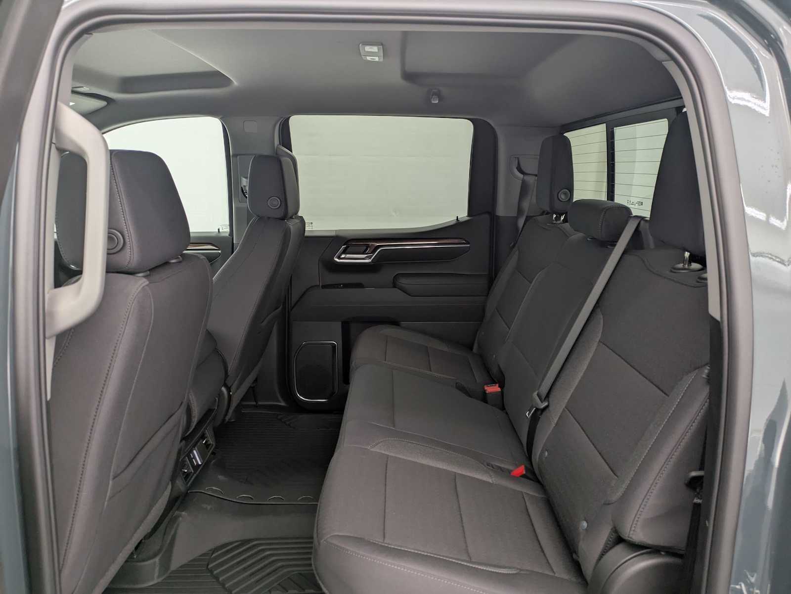 New 2026 Chevrolet Silverado 1500 LT w/ Z71 Off-Road Package image 21