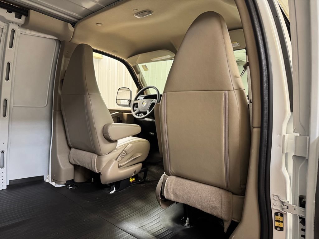 New 2026 Chevrolet Express 2500 RWD image 19