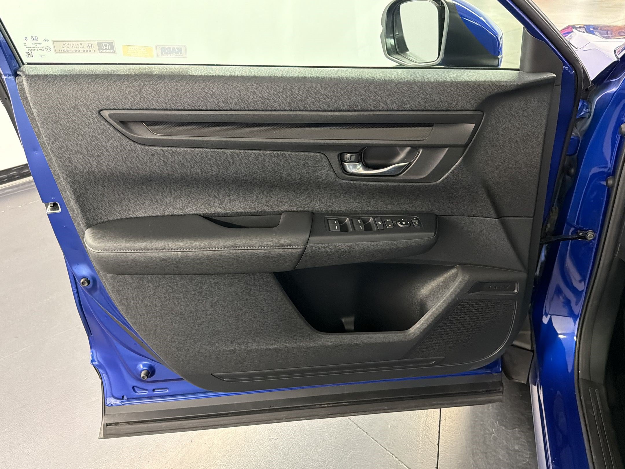 Certified 2025 Honda CR-V LX image 25
