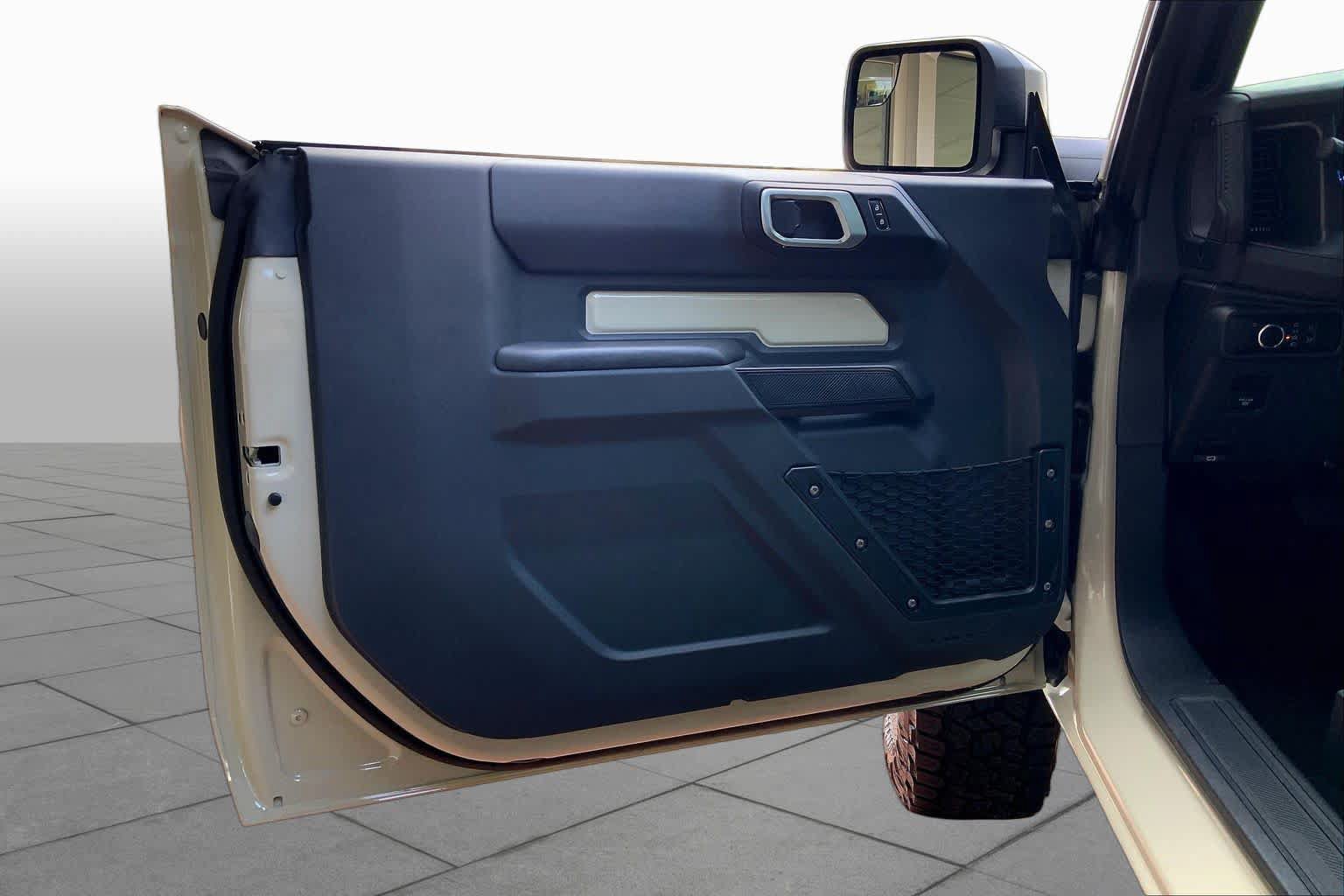 New 2025 Ford Bronco 2-Door AWD/4WD image 10