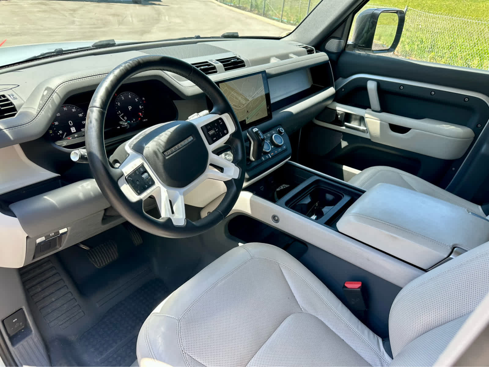 Used 2024 Land Rover Defender 130 S AWD/4WD image 11