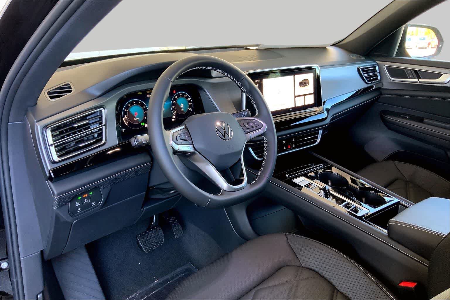 New 2026 Volkswagen Atlas Cross Sport SE FWD image 8