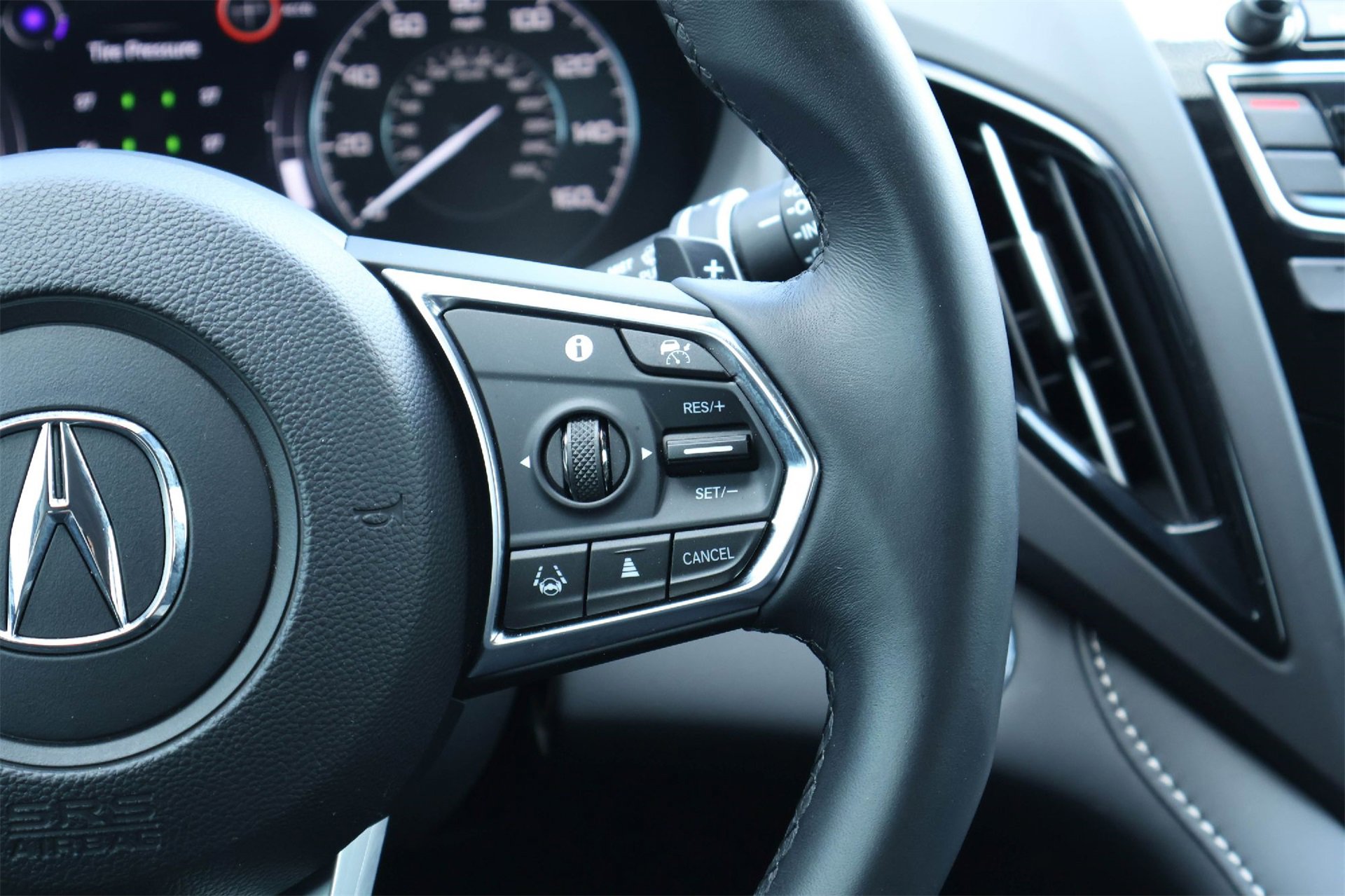 Used 2023 Acura RDX w/ Technology Package image 23