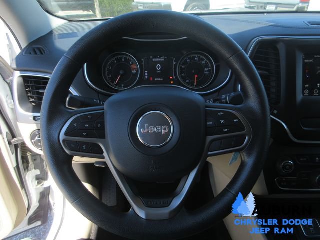 Used 2019 Jeep Cherokee Latitude w/ Popular Appearance Group image 24