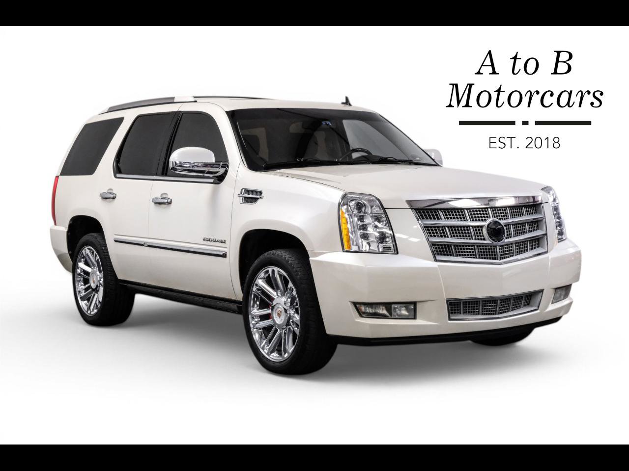 Used 2013 Cadillac Escalade Platinum RWD image 1