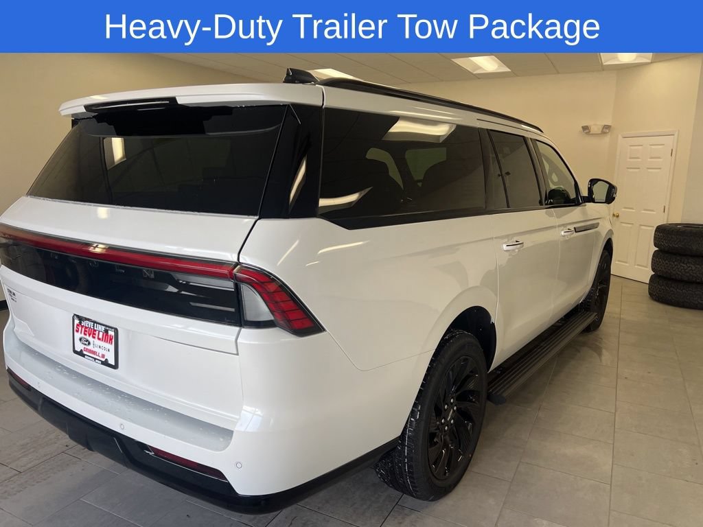 New 2026 Lincoln Navigator L Reserve w/ Jet Appearance Package AWD/4WD image 8