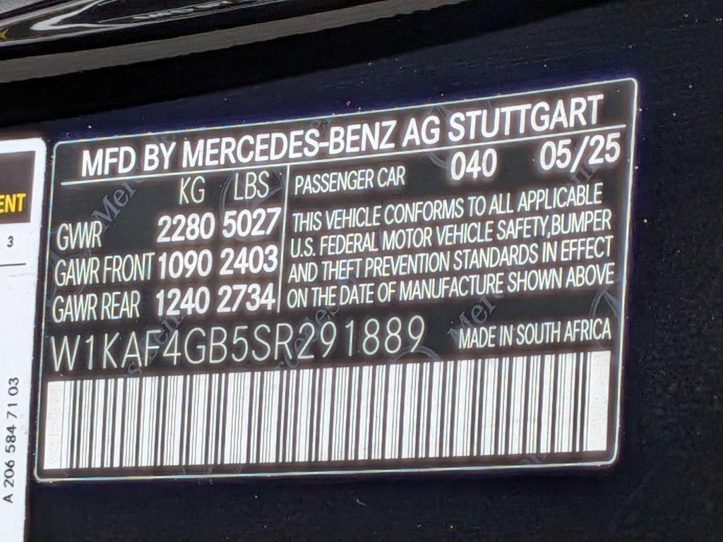 Used 2025 Mercedes-Benz C 300 Sedan image 34