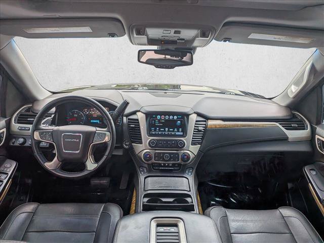 Used 2017 GMC Yukon XL Denali w/ Open Road Package AWD/4WD image 18