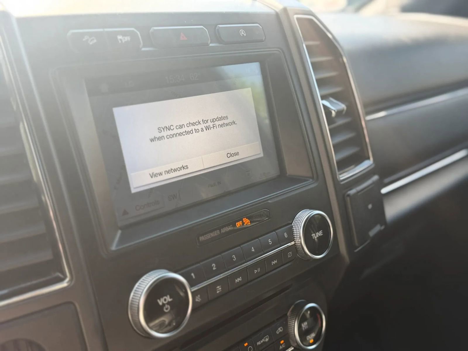 Used 2018 Ford Expedition Limited AWD/4WD image 11