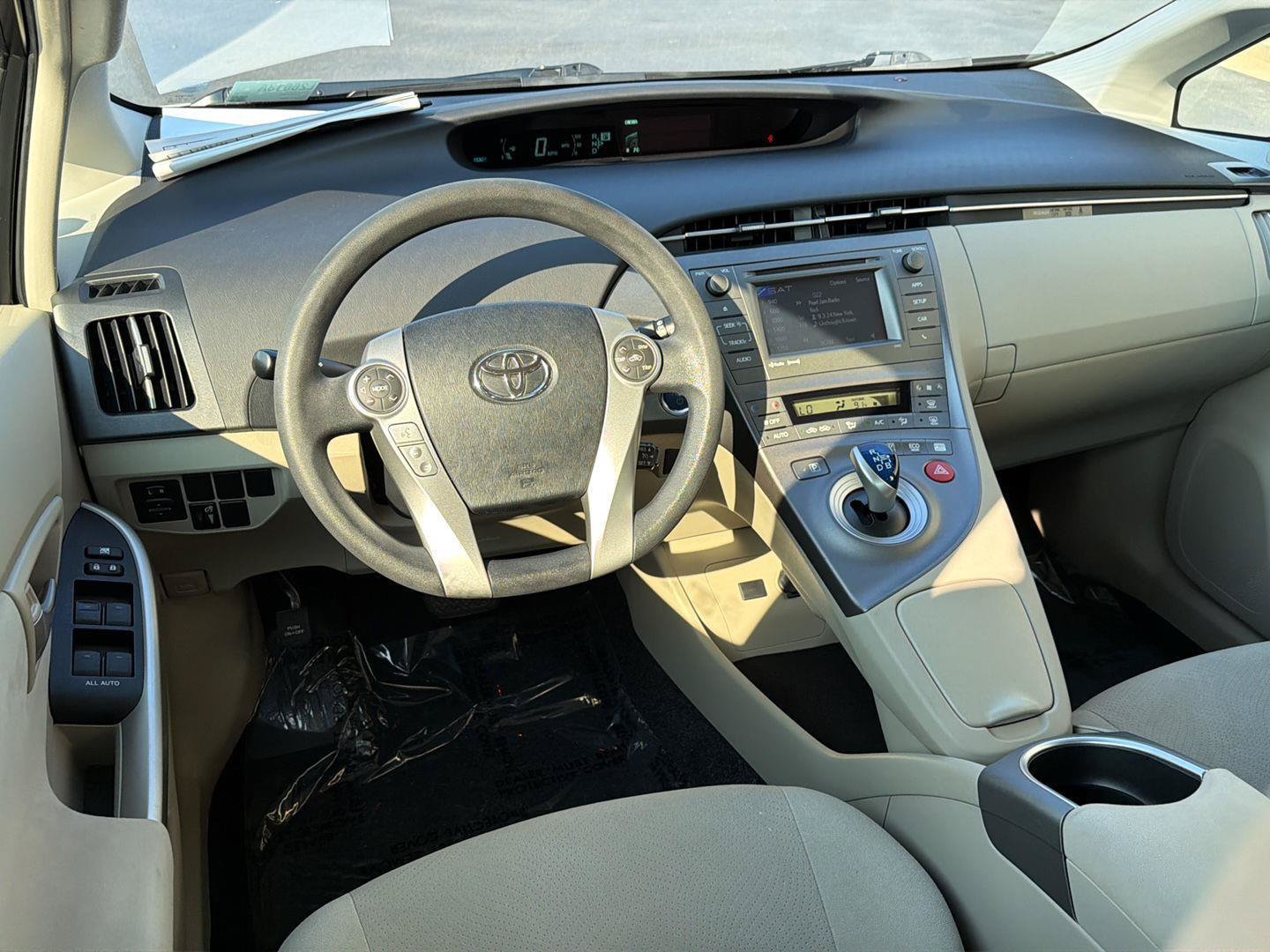 Used 2015 Toyota Prius Three FWD image 18