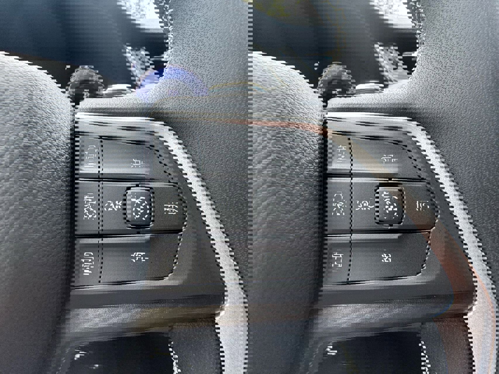 Used 2025 Jeep Grand Cherokee L Laredo w/ Luxury Tech Group I image 20