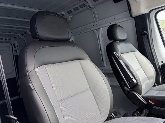 Used 2024 RAM ProMaster 3500 image 28