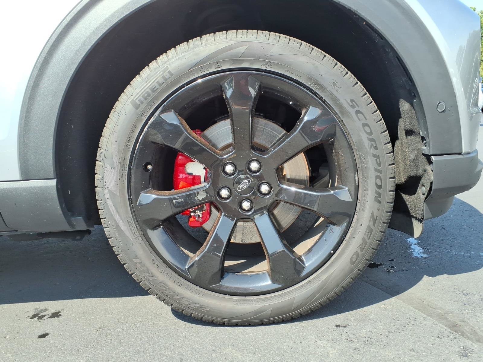 Used 2020 Ford Explorer ST w/ ST Street Pack AWD/4WD image 9