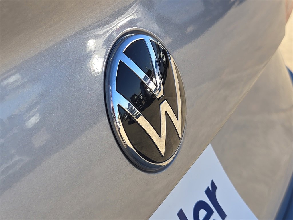 Used 2024 Volkswagen Jetta S image 11