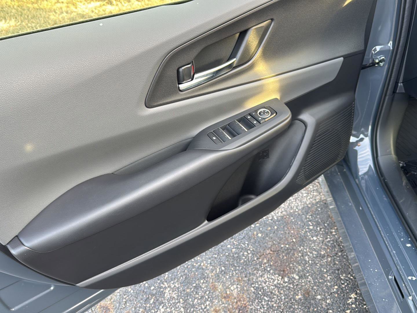 New 2026 Toyota Prius XLE image 10